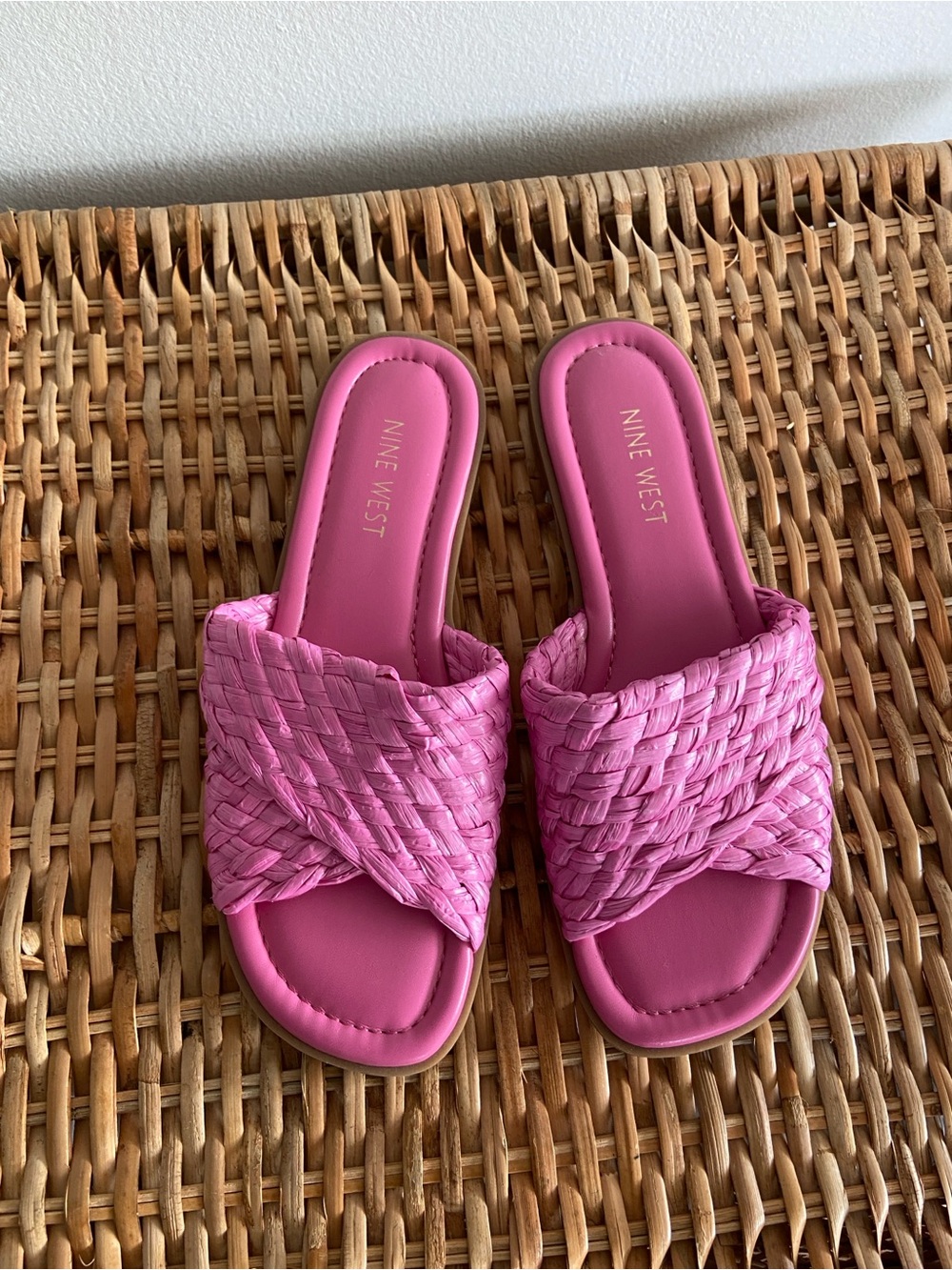 Nine West Boho Pink Woven Slide Sandals - Women’s Size 6 - Brand New 💕